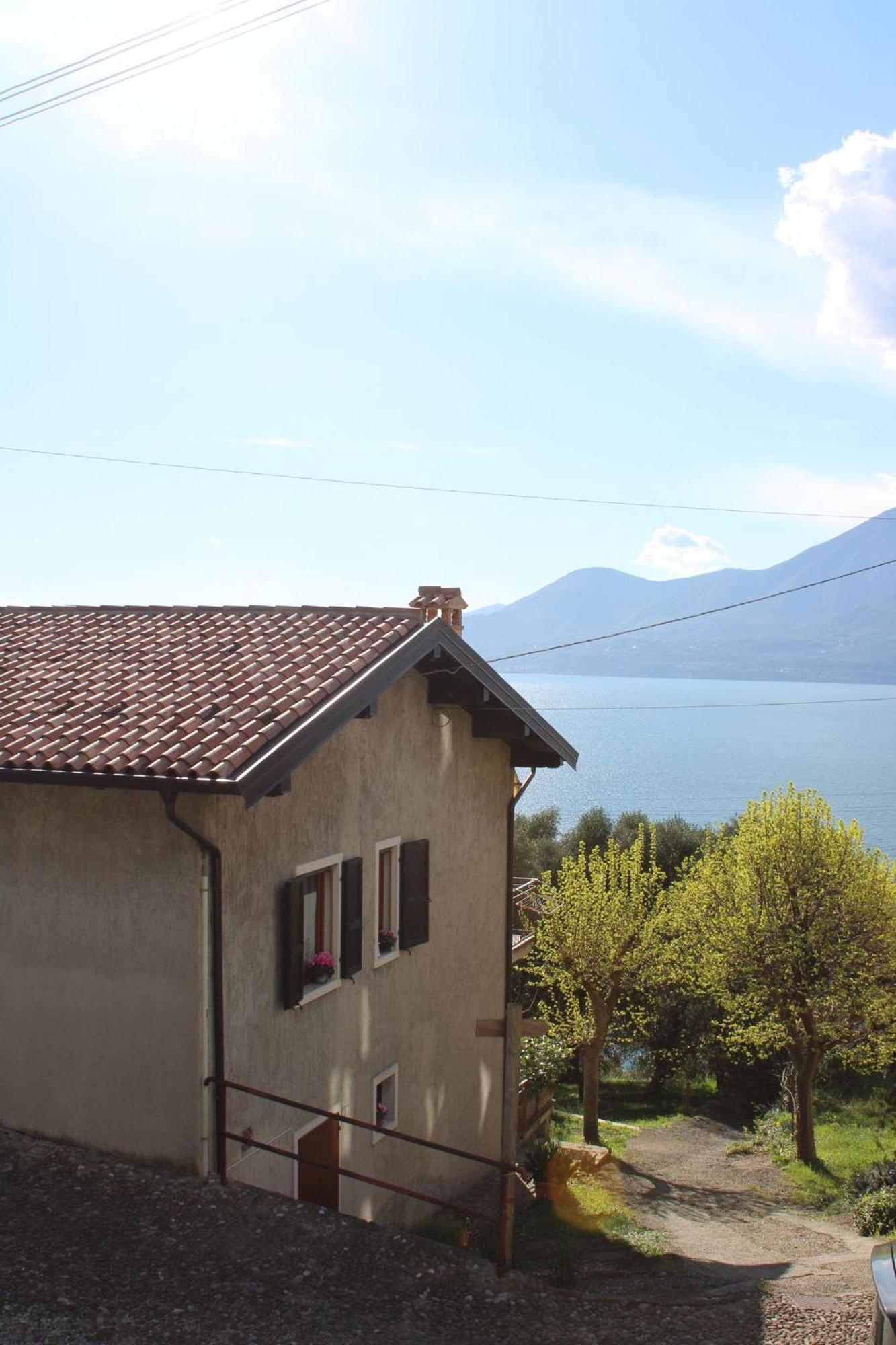 Casa Antony Apartment Torri Del Benaco Exterior photo